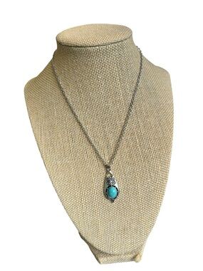 Native American Inspired Silver & Turquoise Engraved Pendant Adjustable Necklace